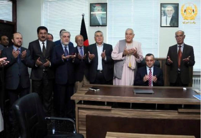 امرالله صالح به عنوان وزیر دولت در امور اصلاحات امنیتی معرفی شد